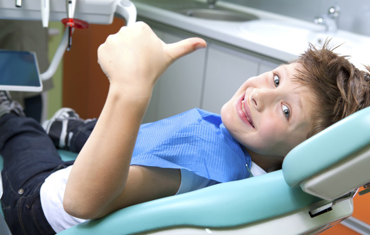 happy-boy-at-dentist
